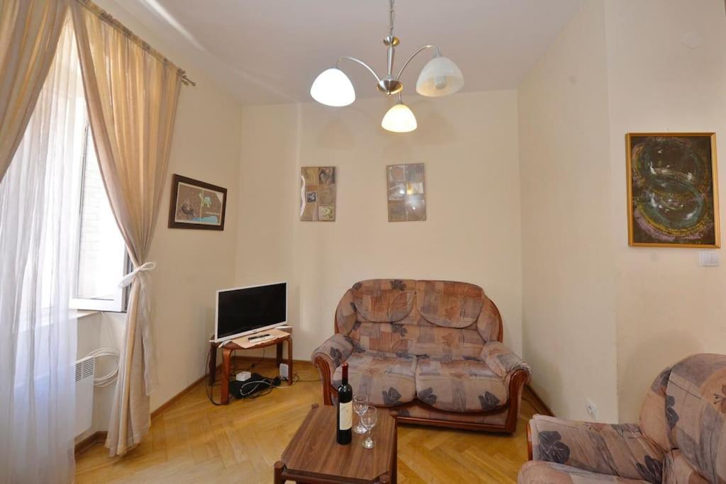 קוטור Apartment Cathedral מראה חיצוני תמונה