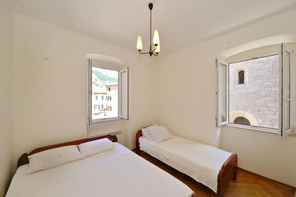 קוטור Apartment Cathedral מראה חיצוני תמונה