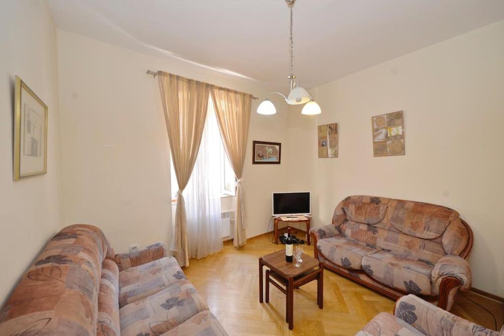 קוטור Apartment Cathedral מראה חיצוני תמונה